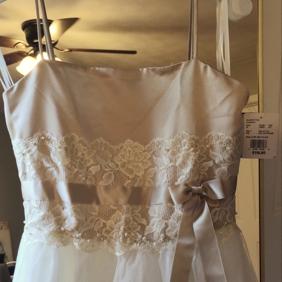 NWT Davids Bridal Jr Bridesmaid Dress Ivory/Champagne, 14 - Picture 3 of 6